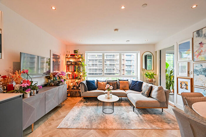1 Bedroom Flat For Sale In Monkwood Way, , Hackney Wick, London, E3