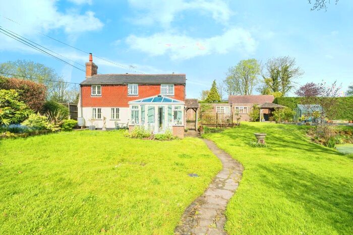 4 Bedroom Detached House For Sale In North Street, Hellingly, Hailsham, East Sussex, BN27