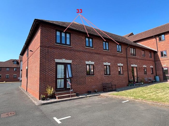 2 Bedroom Flat For Sale In New Street, Ledbury, HR8