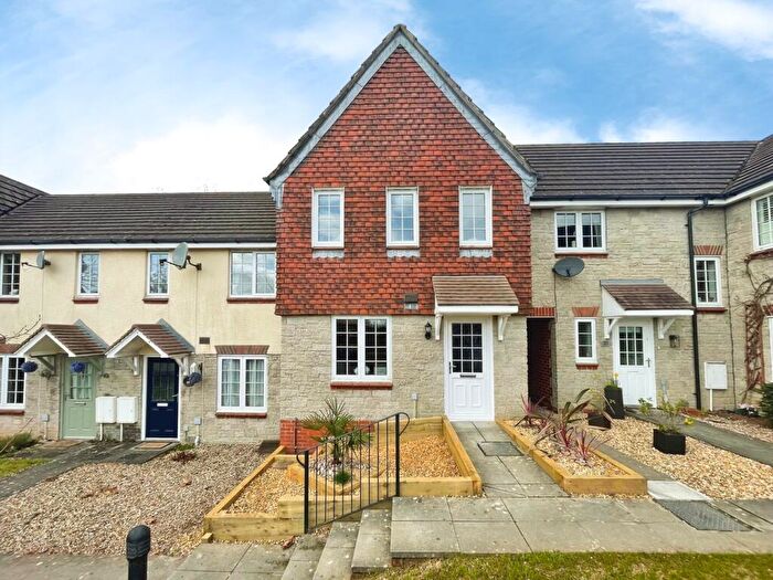 3 Bedroom Terraced House For Sale In Lowland Close, Bridgend, CF31