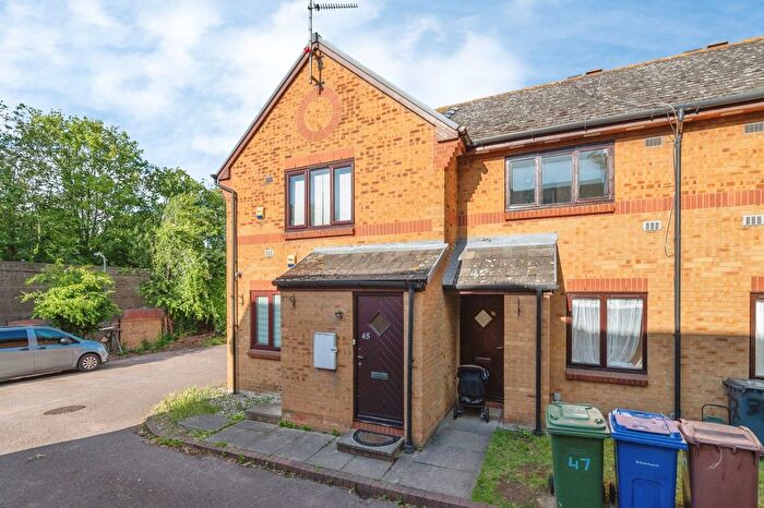 1 Bedroom Maisonette For Sale In Wharf Road, Grays, Essex, RM17