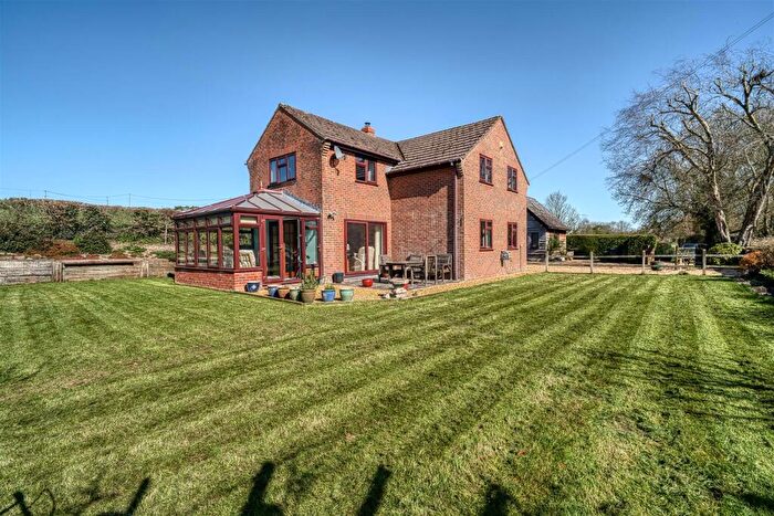 3 Bedroom Detached House For Sale In The Dene, Hindon, Salisbury, SP3