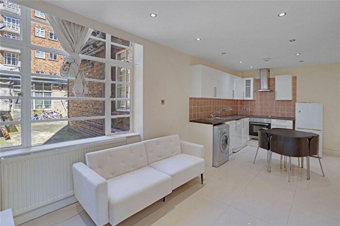 1 Bedroom Flat For Sale In George Street, Marylebone, London, W1H