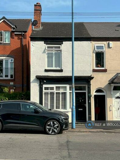 3 Bedroom End Of Terrace House To Rent In Toll End Road, Tipton, DY4