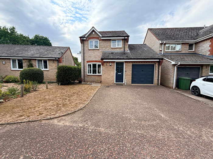 3 Bedroom Detached House For Sale In Husenbeth Close, Costessey, Norfolk, NR8