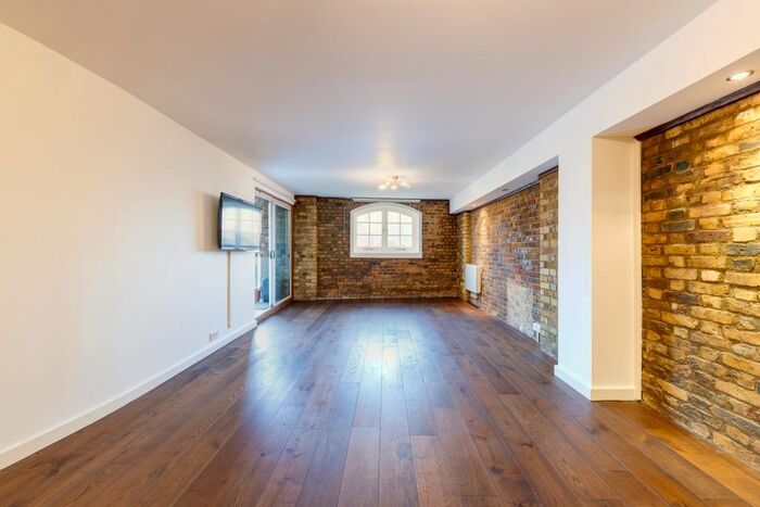 2 Bedroom Flat To Rent In Mill Street, London, SE1