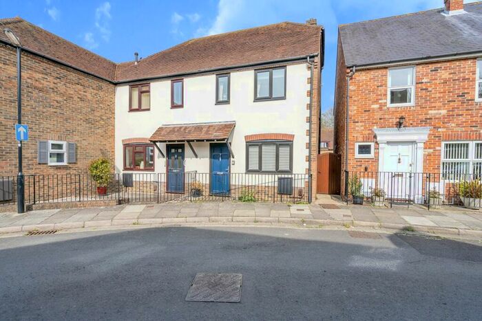 2 Bedroom Terraced House To Rent In Kings Terrace, Emsworth, PO10