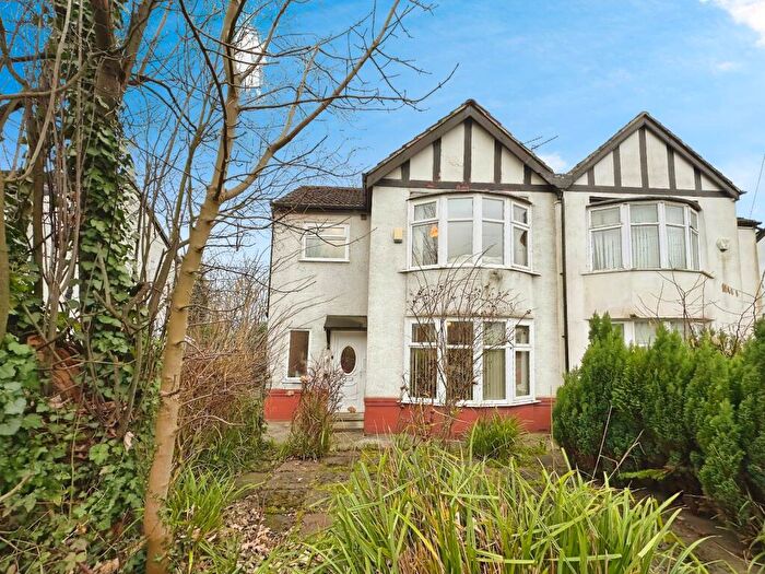 3 Bedroom Semi Detached House For Sale In Scarisbrick Road, Burnage, Manchester, M19