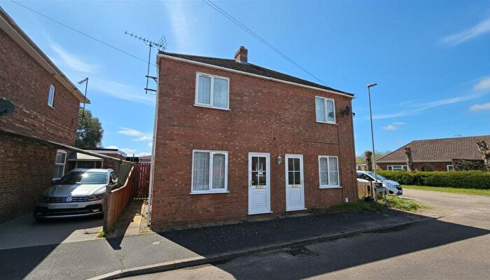 2 Bedroom Semi Detached House For Sale In Youngs Row, Sutton Bridge, PE12