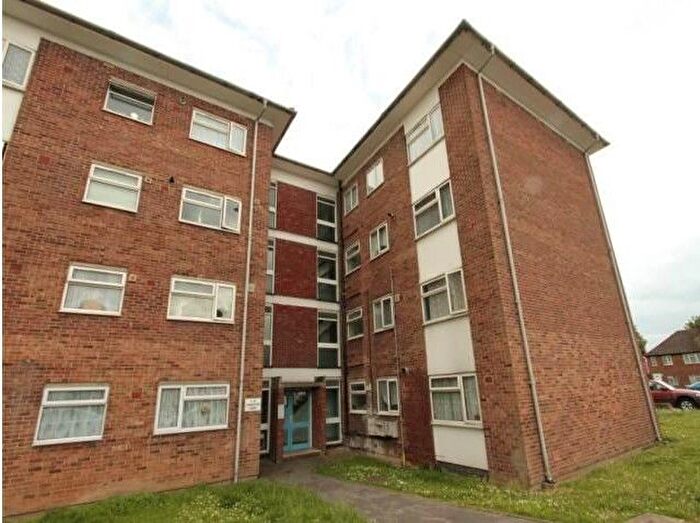 2 Bedroom Flat To Rent In Chichester Court, Stanmore, Middlesex, HA7