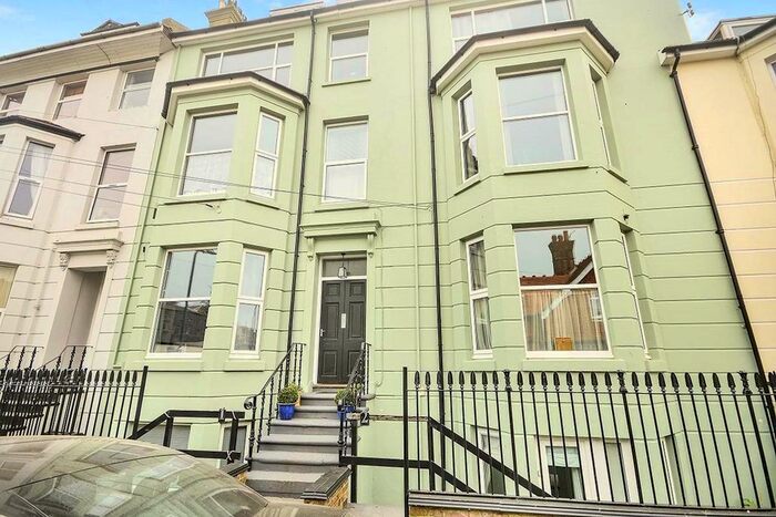 2 Bedroom Flat To Rent In Cambridge Road, Walmer, Deal, Kent, CT14