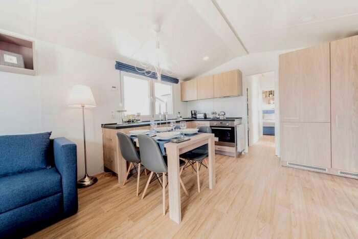 2 Bedroom Park Home For Sale In Biggar, Crawford, ML12