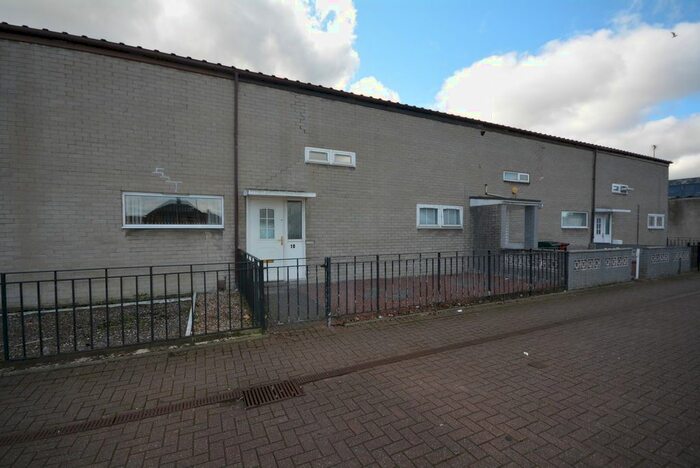 2 Bedroom Terraced House To Rent In Loanhead Avenue, Grangemouth, Stirlingshire, FK3