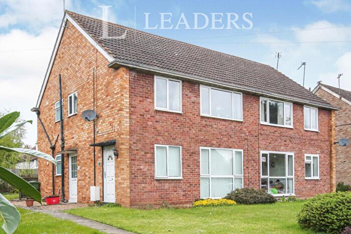 2 Bedroom Maisonette To Rent In Denton Close, Kenilworth, CV8