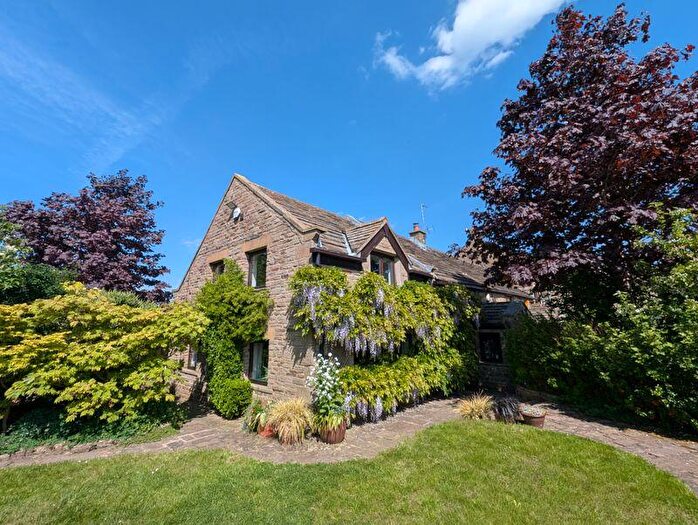 4 Bedroom Terraced House For Sale In Cowke Cottages, Storrs Carr, Sheffield, S6