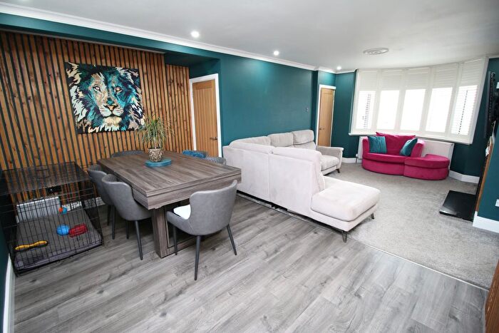 2 Bedroom Semi-Detached House For Sale In Bedworth Road, Bulkington, Bedworth, CV12