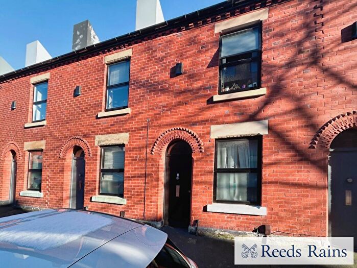 2 Bedroom Terraced House For Sale In Fir Street, Salford, Greater Manchester, M6