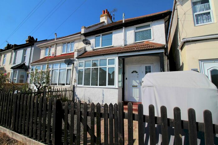 3 Bedroom Semi-Detached House To Rent In St Osyth Road, Clacton-on-Sea, CO15