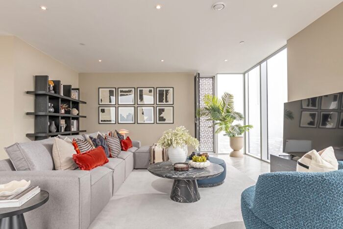 3 Bedroom Penthouse To Rent In Cortland At Colliers Yard, Salford, M3