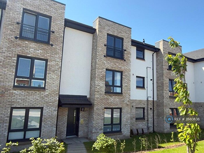 2 Bedroom Flat To Rent In Abington Circle, Bishopton, PA7