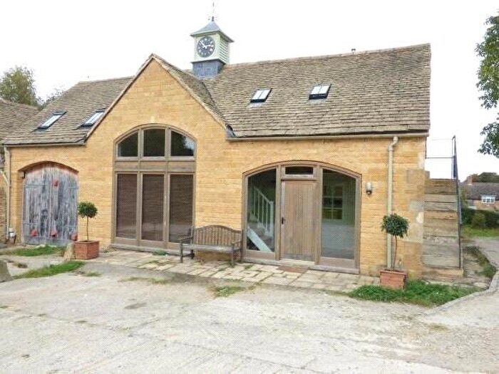 2 Bedroom Barn Conversion To Rent In Broad Close Farm, Weston-Subedge, Chipping Campden, Gloucestershire, GL55