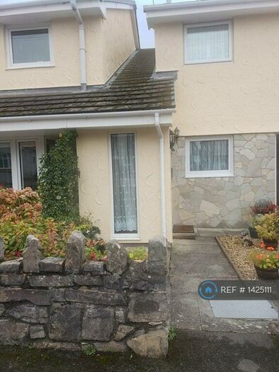 2 Bedroom Flat To Rent In Palmeira Gardens, Prestatyn, LL19