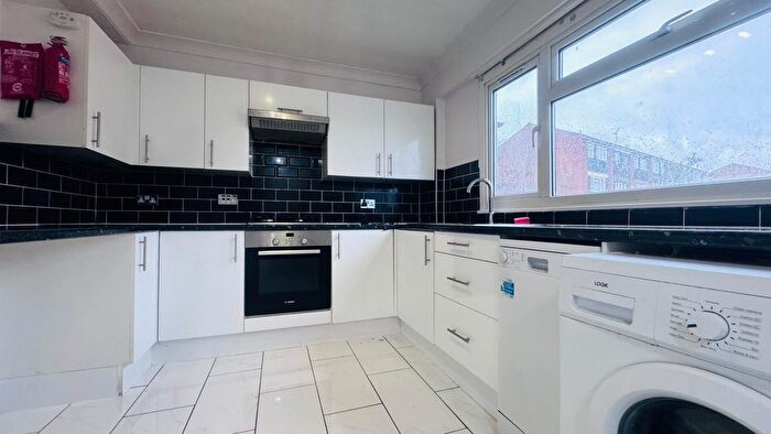 2 Bedroom Terraced House To Rent In Neave Crescent, Romford, RM3