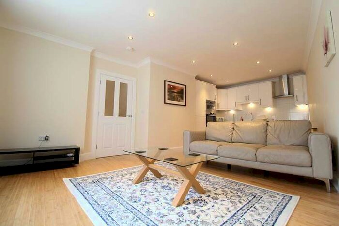 2 Bedroom Terraced House To Rent In Forbes Street, Aberdeen, AB25