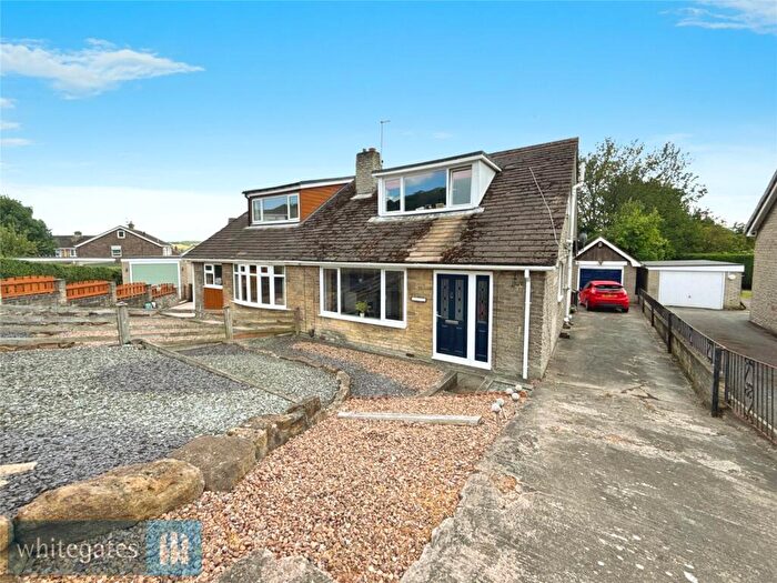 4 Bedroom Bungalow For Sale In Flax Lea, Worsbrough, Barnsley, South Yorkshire, S70