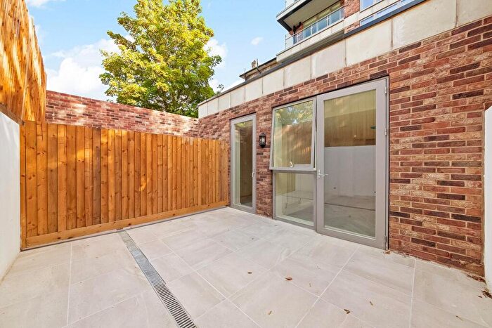 1 Bedroom Apartment For Sale In Cynthia Ikeda Apartments, SE26