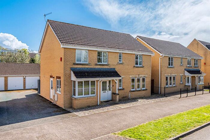 4 Bedroom Detached House For Sale In Hither Bath Bridge, Brislington, Bristol, BS4