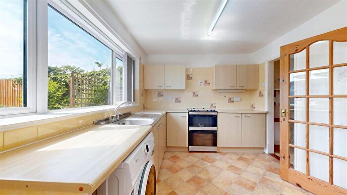 2 Bedroom End Of Terrace House For Sale In Shortlands, Portland, DT5
