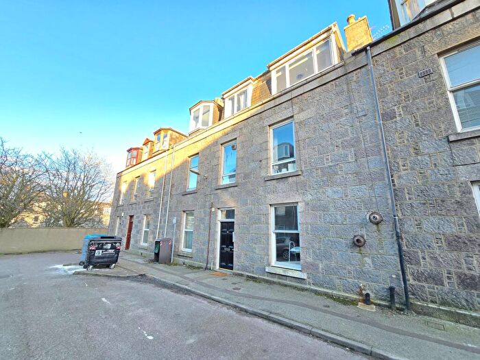 1 Bedroom Flat To Rent In Summerfield Place, Aberdeen, AB24