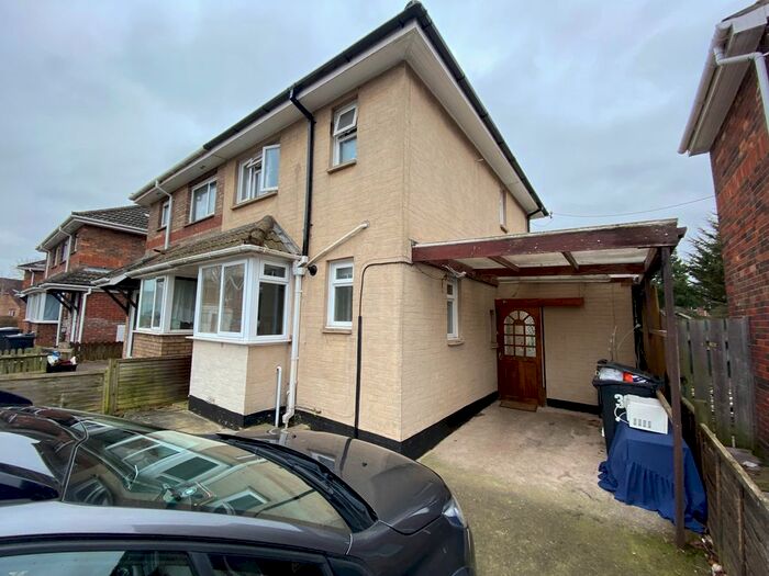 2 Bedroom Semi-Detached House To Rent In Beadon Road, Taunton, TA1