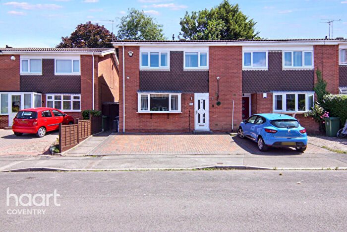 3 Bedroom End Of Terrace House For Sale In Whitnash Close, Coventry, CV7