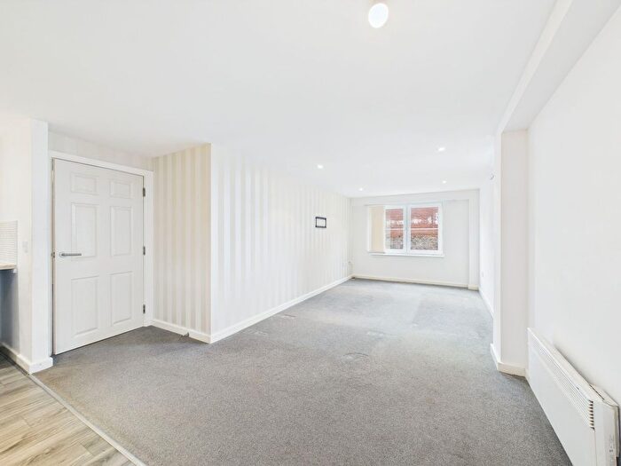 2 Bedroom Flat To Rent In Kaber Court, Horsfall Street, Dingle, Liverpool, L8