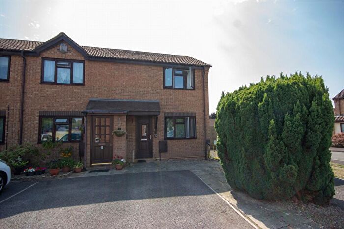 2 Bedroom End Of Terrace House To Rent In Meadow Way, Bradley Stoke, Bristol, BS32