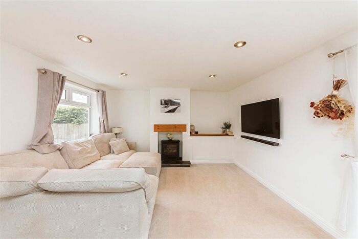 3 Bedroom Property For Sale In Marsh Common Road, Pilning, Bristol, BS35