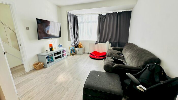 3 Bedroom Terraced House To Rent In De Havilland Road, Edgware, HA8