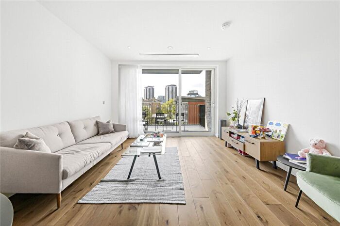 2 Bedroom Apartment To Rent In Fisherton Street, London, NW8