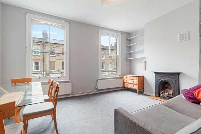 3 Bedroom Terraced House To Rent In Moray Road, N4