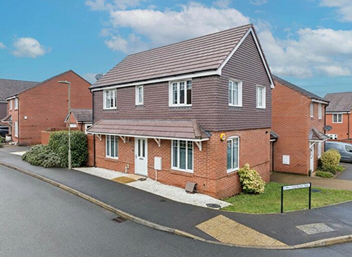 3 Bedroom Link Detached House For Sale In King Street, Abingdon, OX14