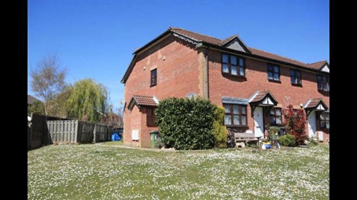 Studio To Rent In The Foxgloves, Hedge End, Southampton, Hampshire, SO30