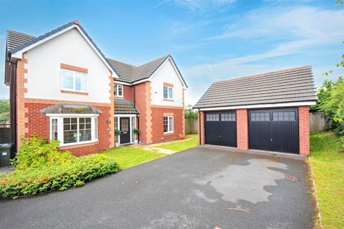 4 Bedroom Detached House For Sale In Brewers Place, Stone, ST15