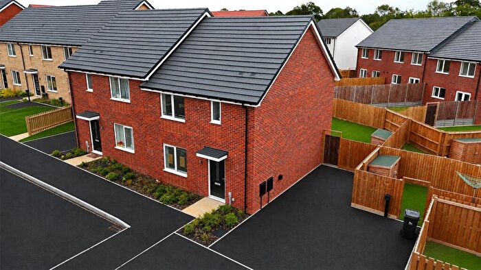3 Bedroom Semi-Detached House For Sale In Hotspur Gardens, Upper Lighthorne, Leamington Spa, Warwickshire, CV33