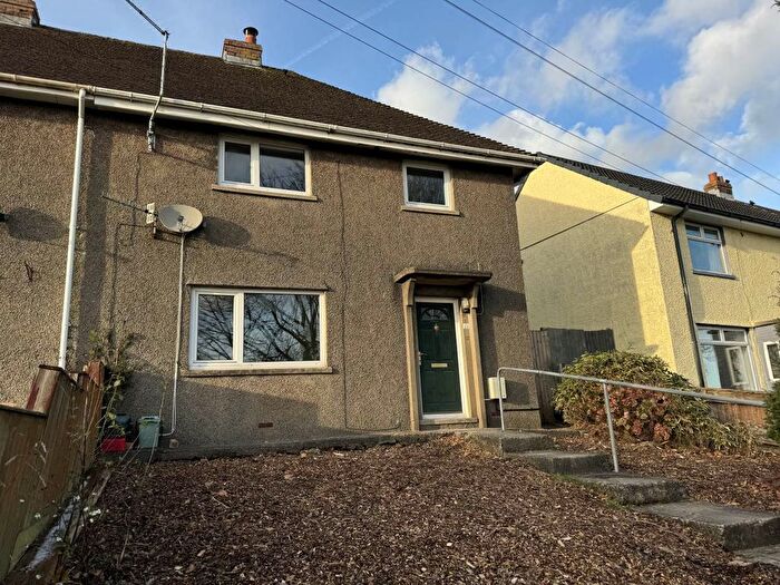 3 Bedroom Semi-Detached House To Rent In The Grove, Pontllanfraith, Blackwood, NP12