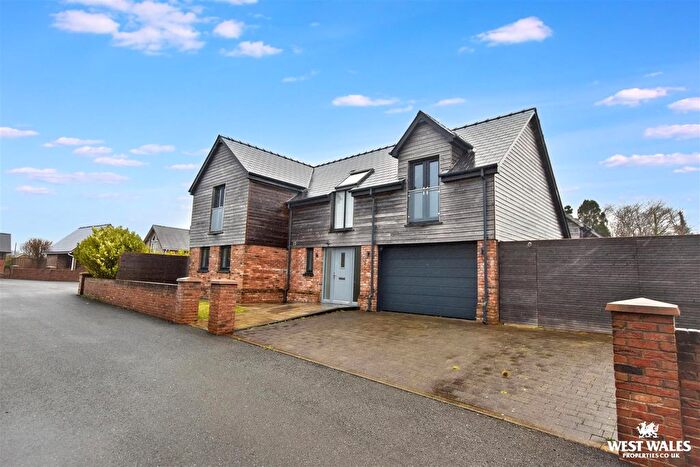 4 Bedroom Detached House For Sale In Little Cedar Drive, Camrose, Haverfordwest, SA62