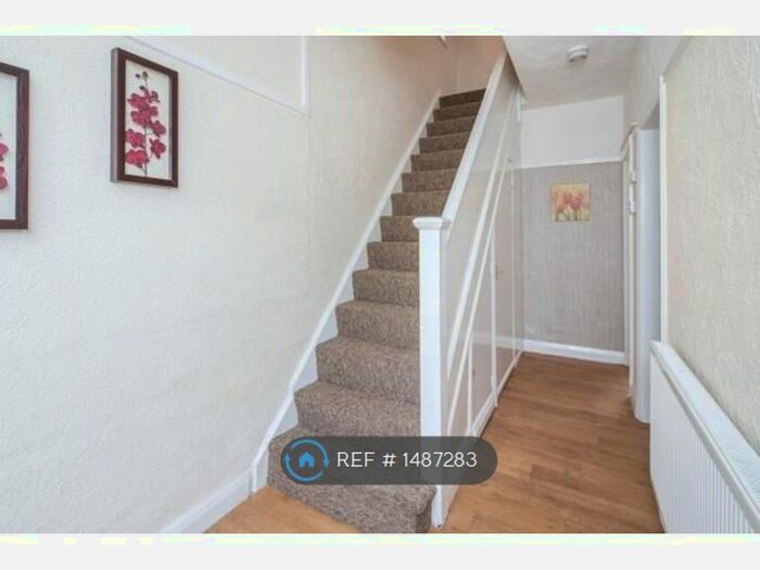 3 Bedroom Detached House To Rent In Macaulay Street, Leicester, LE2