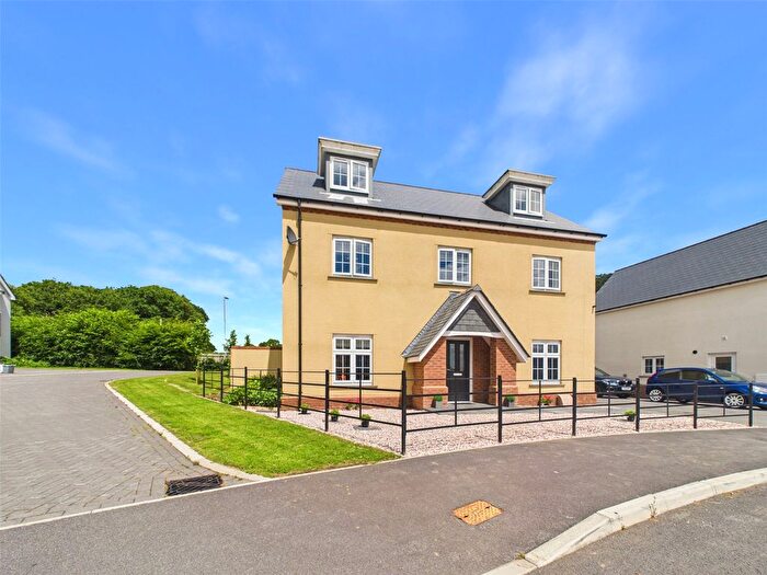 5 Bedroom Detached House For Sale In Honeysuckle Drive, Tavistock, Devon, PL19