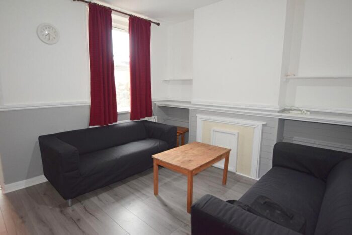 3 Bedroom House To Rent In Rhymney Terrace, Cathays, CF24